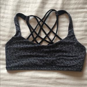 Lululemon sports bra